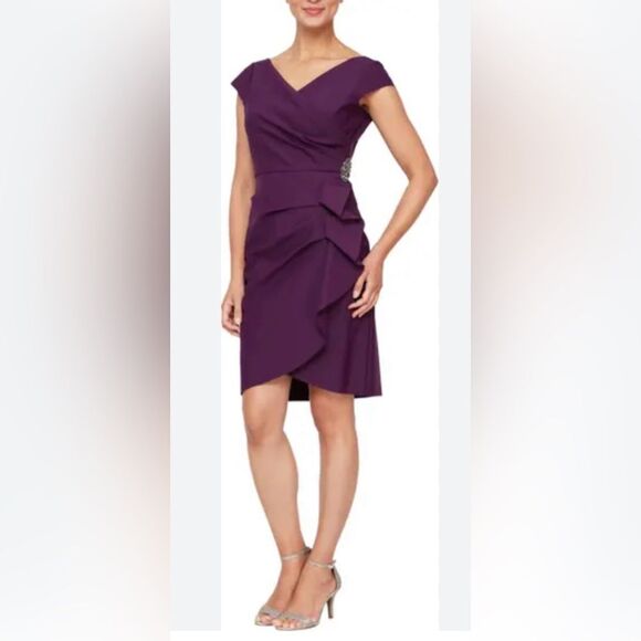Alex Evenings Purple Rhinestone Belt Detail Sheath Cocktail Minidress Size 12 - Picture 1 of 13